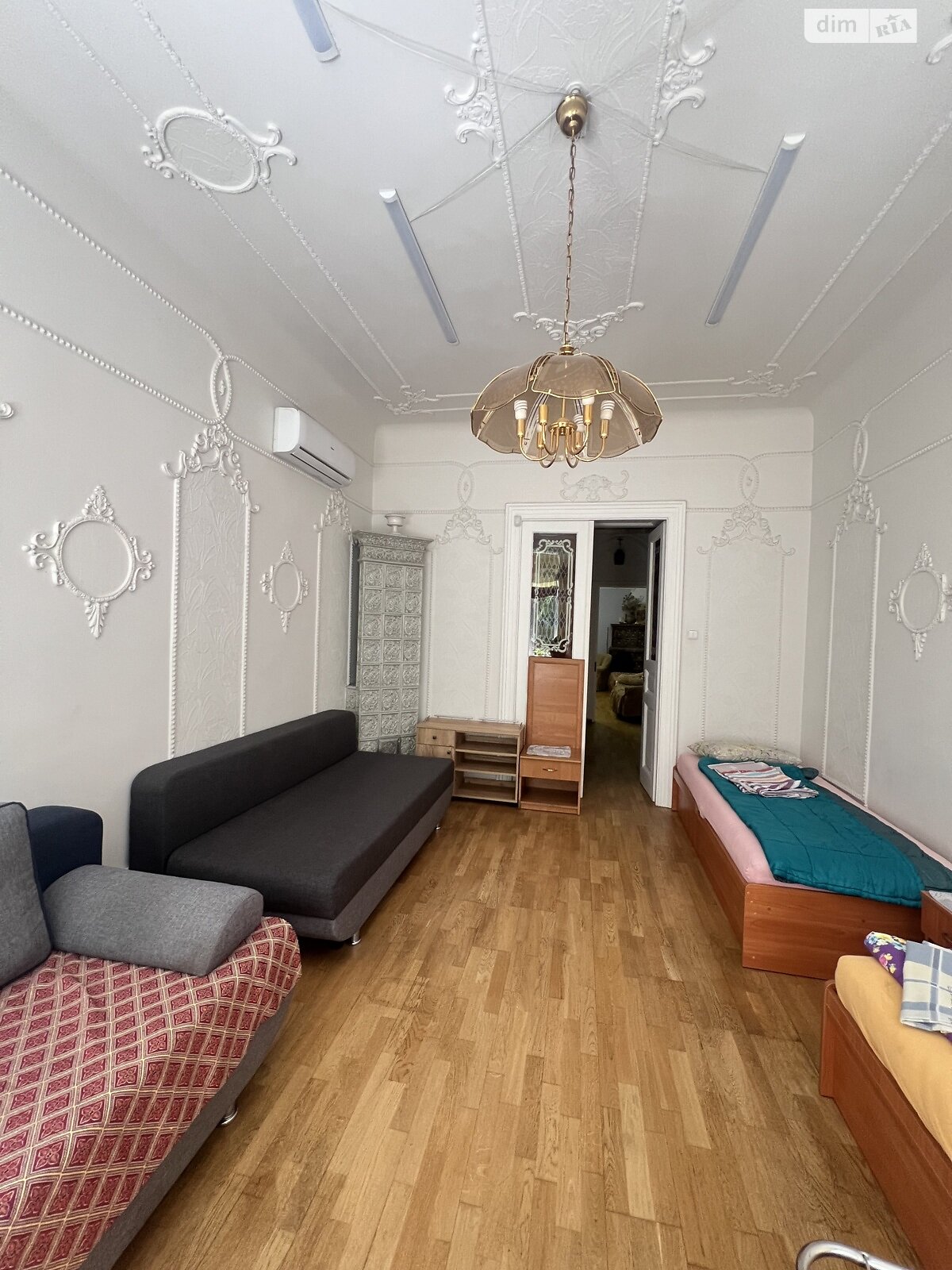 Продажа трехкомнатной квартиры в Львове, на ул. Коцюбинского, район Центр фото 1 Продажа трехкомнатной квартиры в Львове, на ул. Коцюбинского, район Центр фото 1
