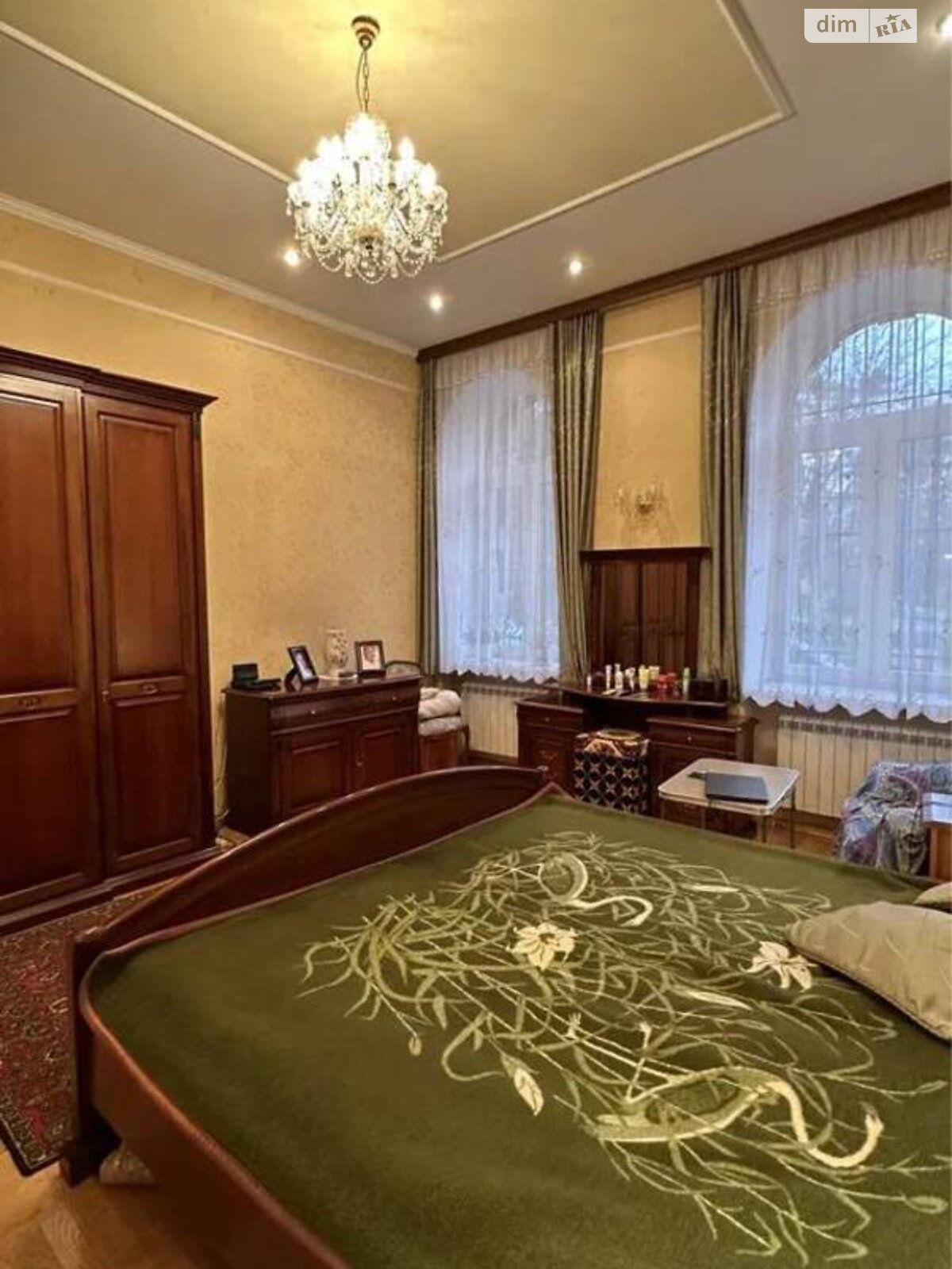 Продажа четырехкомнатной квартиры в Львове, на ул. Крушельницкой Соломии 19, район Центр фото 1