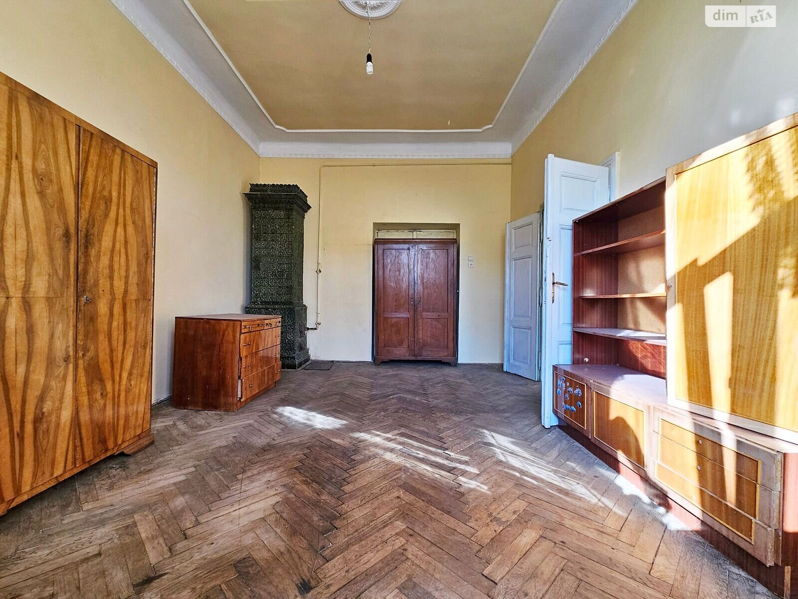 Продажа двухкомнатной квартиры в Львове, на ул. Кулиша Пантелеймона, район Центр фото 1 Продажа двухкомнатной квартиры в Львове, на ул. Кулиша Пантелеймона, район Центр фото 1