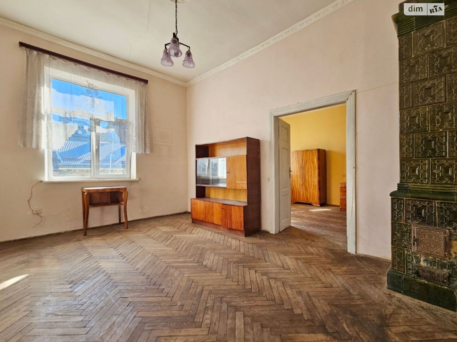 Продажа двухкомнатной квартиры в Львове, на ул. Кулиша Пантелеймона, район Центр фото 1 Продажа двухкомнатной квартиры в Львове, на ул. Кулиша Пантелеймона, район Центр фото 1