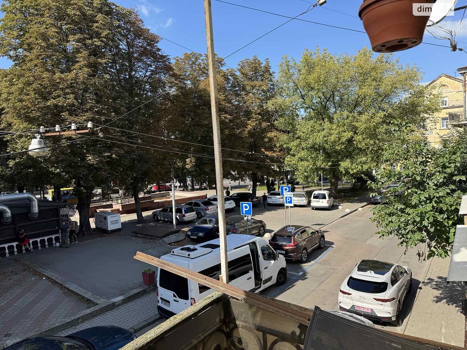 Продажа двухкомнатной квартиры в Львове, на ул. Лазневая 8, район Центр фото 1 Продажа двухкомнатной квартиры в Львове, на ул. Лазневая 8, район Центр фото 1