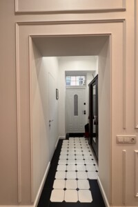 Продажа трехкомнатной квартиры в Львове, на ул. Менцинского 1, кв. 777, район Центр фото 2