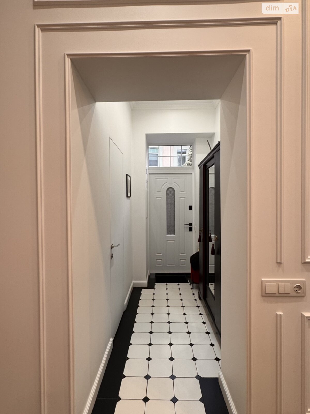 Продажа трехкомнатной квартиры в Львове, на ул. Менцинского 1, кв. 777, район Центр фото 1 Продажа трехкомнатной квартиры в Львове, на ул. Менцинского 1, кв. 777, район Центр фото 1