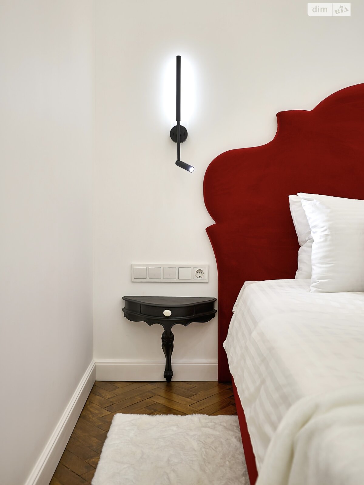 Продаж трикімнатної квартири в Львові, на вул. Менцинського 1, кв. 777, район Центр фото 1 Продаж трикімнатної квартири в Львові, на вул. Менцинського 1, кв. 777, район Центр фото 1