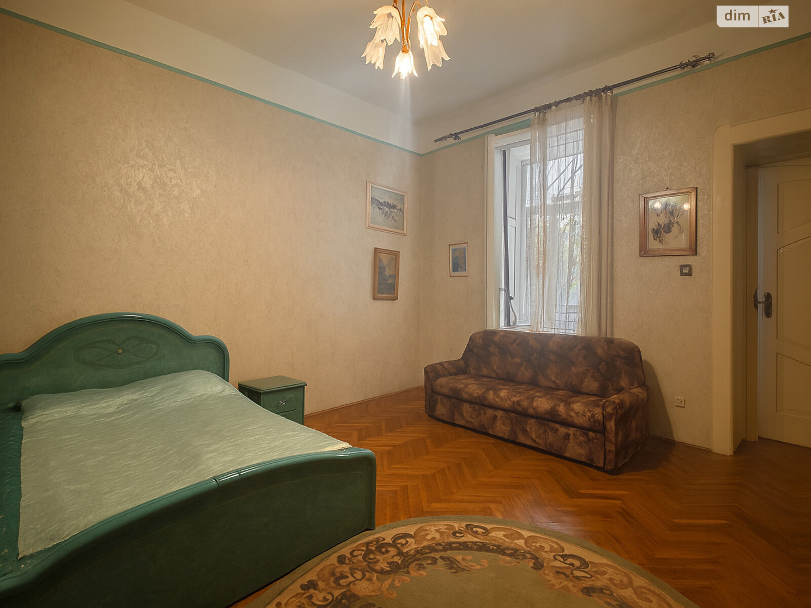 Продажа четырехкомнатной квартиры в Львове, на пл. Генерала Петра Григоренко 4, район Центр фото 1