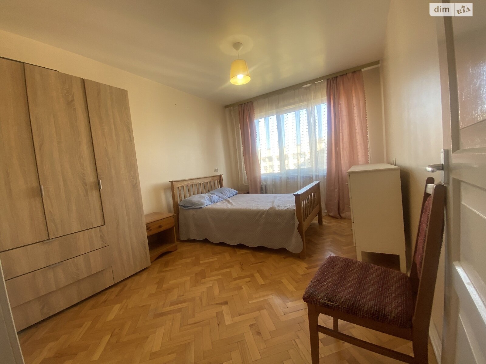 Продажа трехкомнатной квартиры в Львове, на ул. Научная, район Центр фото 1 Продажа трехкомнатной квартиры в Львове, на ул. Научная, район Центр фото 1