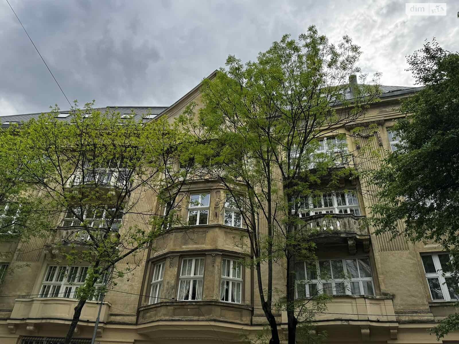 Продаж п`ятикімнатної квартири в Львові, на вул. Новаківського Олекси 8, район Центр фото 1 Продаж п`ятикімнатної квартири в Львові, на вул. Новаківського Олекси 8, район Центр фото 1
