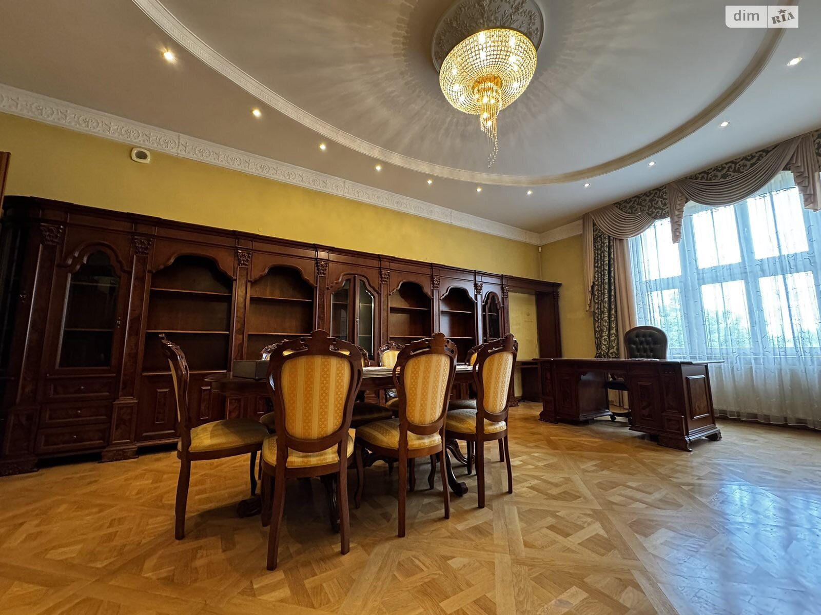 Продаж п`ятикімнатної квартири в Львові, на вул. Новаківського Олекси 8, район Центр фото 1 Продаж п`ятикімнатної квартири в Львові, на вул. Новаківського Олекси 8, район Центр фото 1