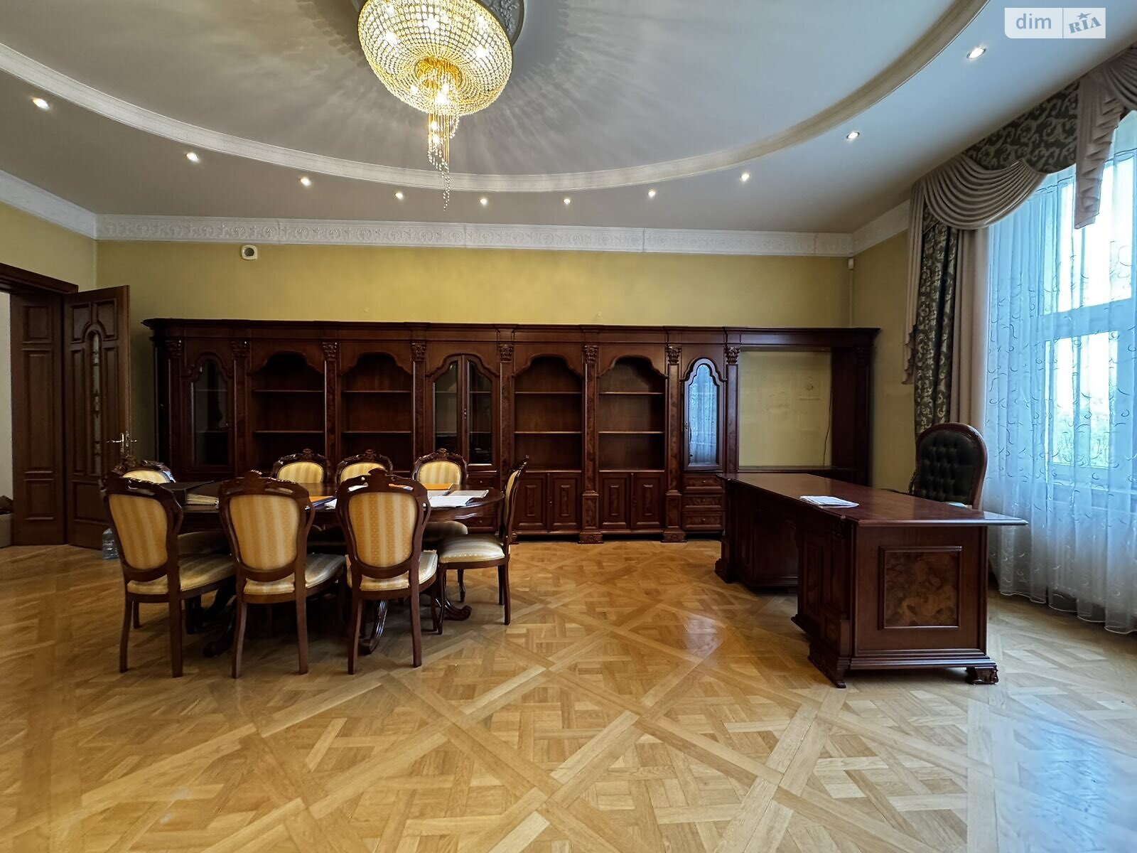 Продаж п`ятикімнатної квартири в Львові, на вул. Новаківського Олекси 8, район Центр фото 1 Продаж п`ятикімнатної квартири в Львові, на вул. Новаківського Олекси 8, район Центр фото 1