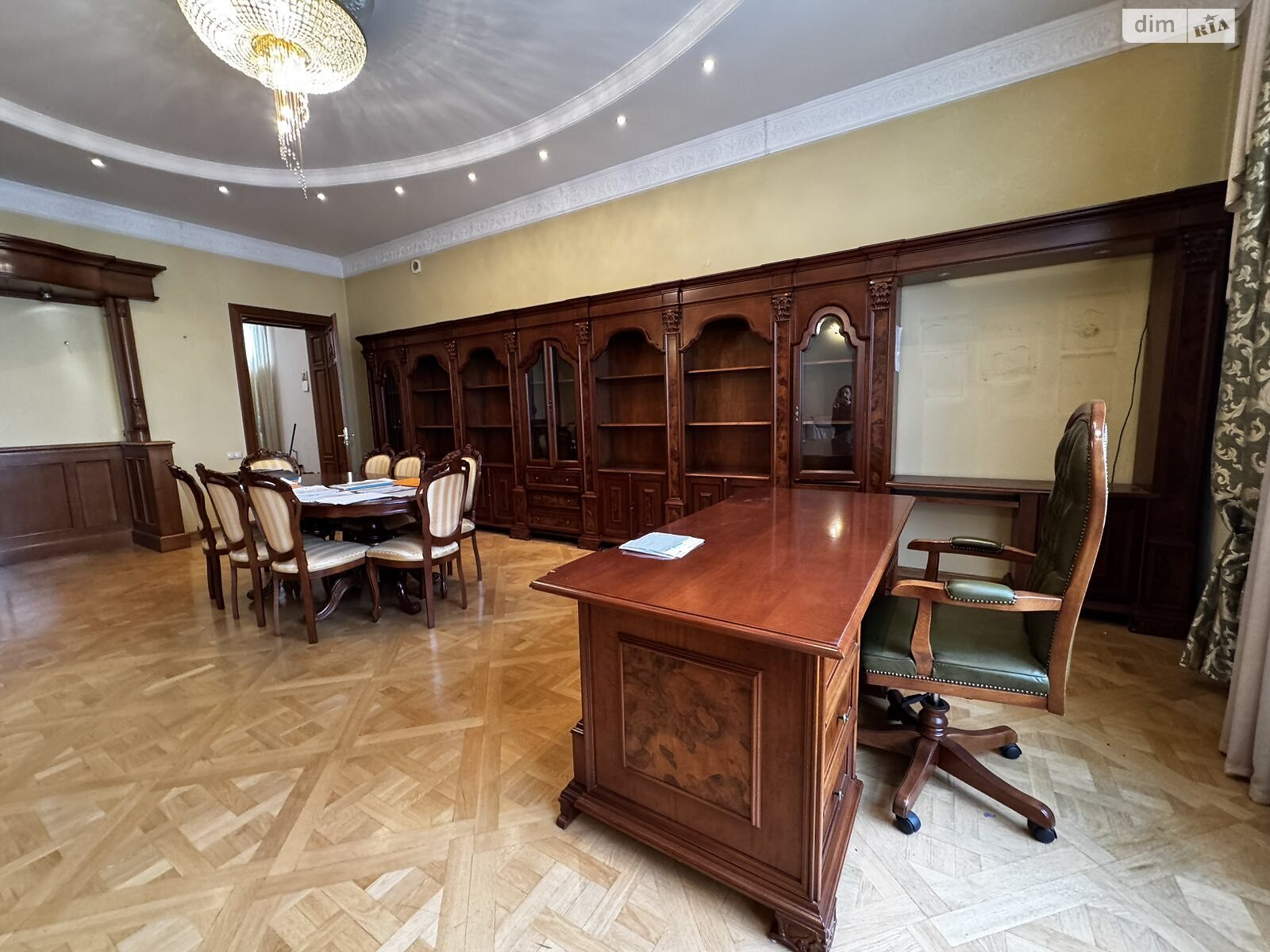 Продаж п`ятикімнатної квартири в Львові, на вул. Новаківського Олекси 8, район Центр фото 1 Продаж п`ятикімнатної квартири в Львові, на вул. Новаківського Олекси 8, район Центр фото 1