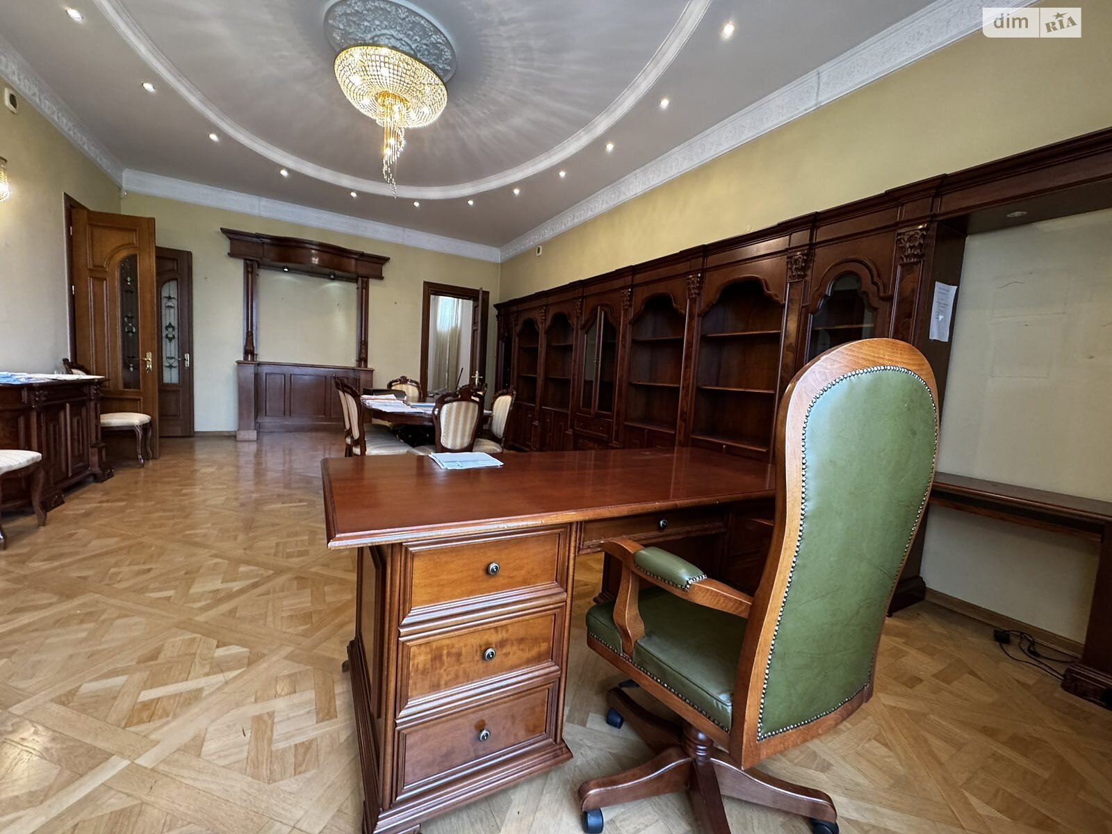 Продаж п`ятикімнатної квартири в Львові, на вул. Новаківського Олекси 8, район Центр фото 1 Продаж п`ятикімнатної квартири в Львові, на вул. Новаківського Олекси 8, район Центр фото 1