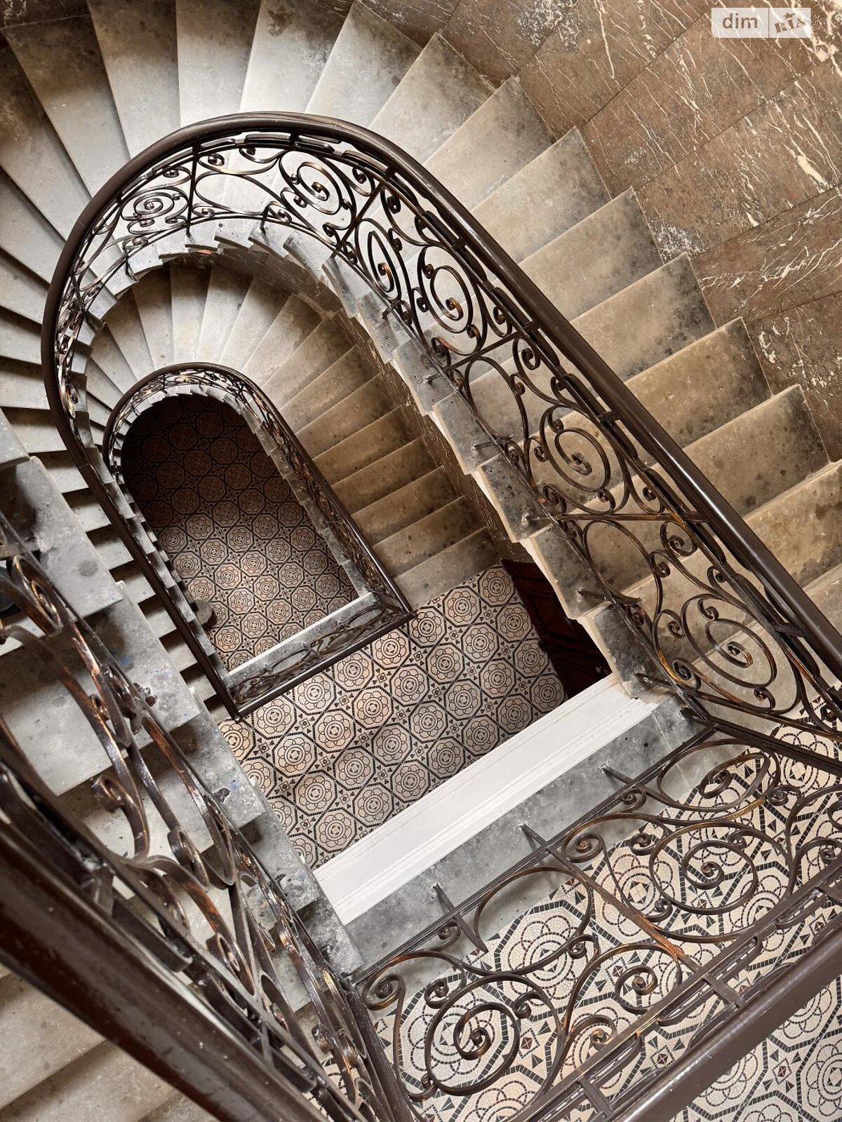 Продажа пятикомнатной квартиры в Львове, на ул. Новакивского Олексы 8, район Центр фото 1 Продажа пятикомнатной квартиры в Львове, на ул. Новакивского Олексы 8, район Центр фото 1