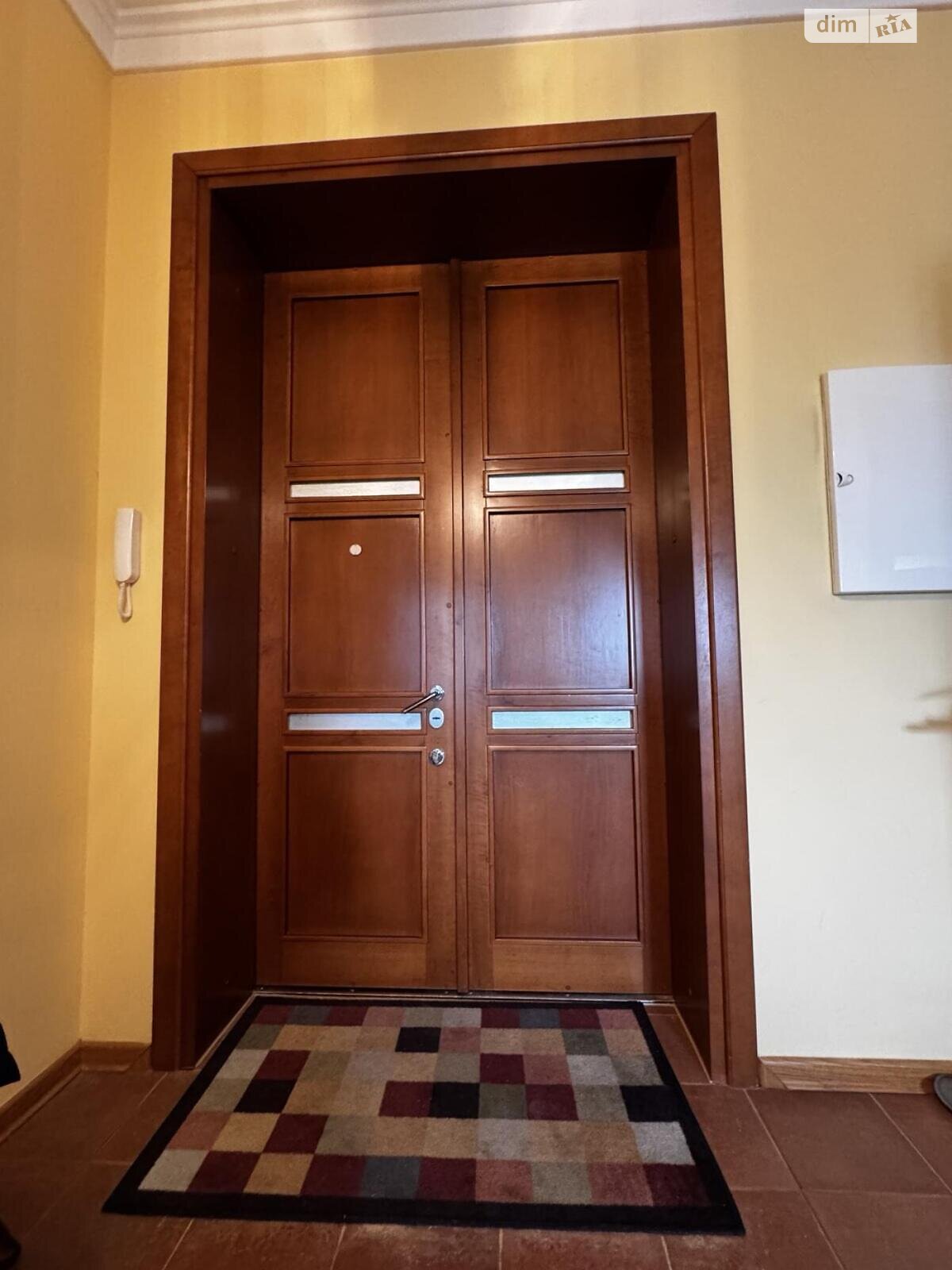 Продажа пятикомнатной квартиры в Львове, на ул. Новакивского Олексы 8, район Центр фото 1 Продажа пятикомнатной квартиры в Львове, на ул. Новакивского Олексы 8, район Центр фото 1