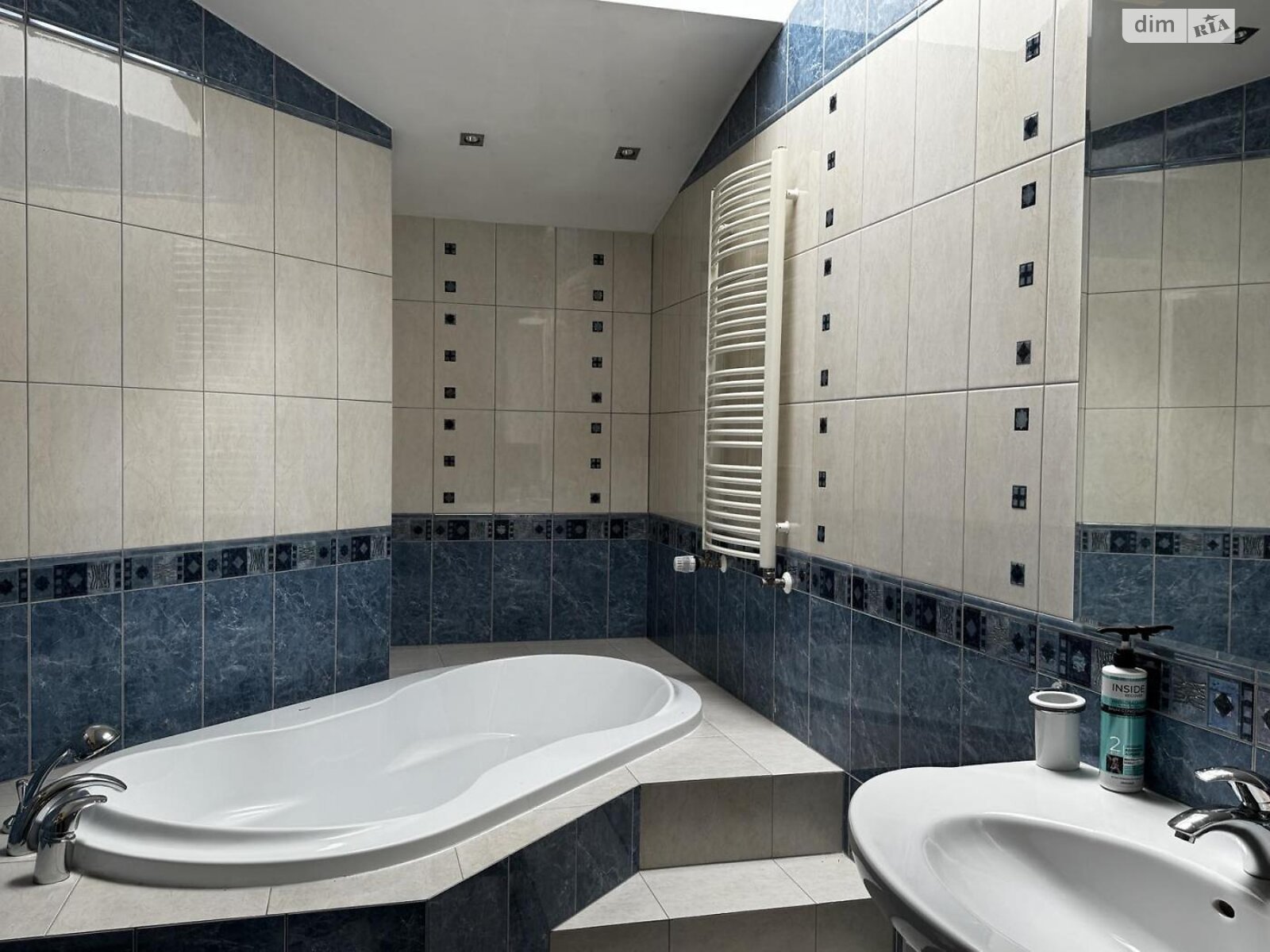 Продажа пятикомнатной квартиры в Львове, на ул. Новакивского Олексы 8, район Центр фото 1 Продажа пятикомнатной квартиры в Львове, на ул. Новакивского Олексы 8, район Центр фото 1