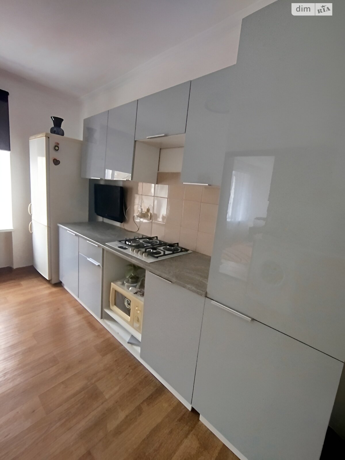 Продаж двокімнатної квартири в Львові, на пл. Різні, район Центр фото 1 Продаж двокімнатної квартири в Львові, на пл. Різні, район Центр фото 1
