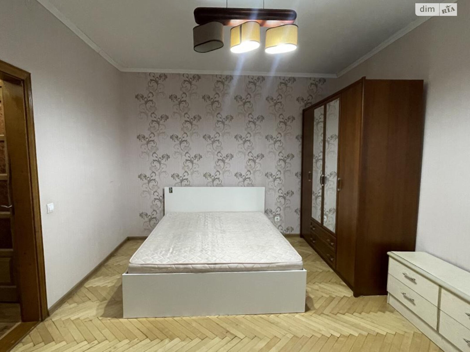Продажа двухкомнатной квартиры в Львове, на ул. Родниковая 32, район Центр фото 1 Продажа двухкомнатной квартиры в Львове, на ул. Родниковая 32, район Центр фото 1