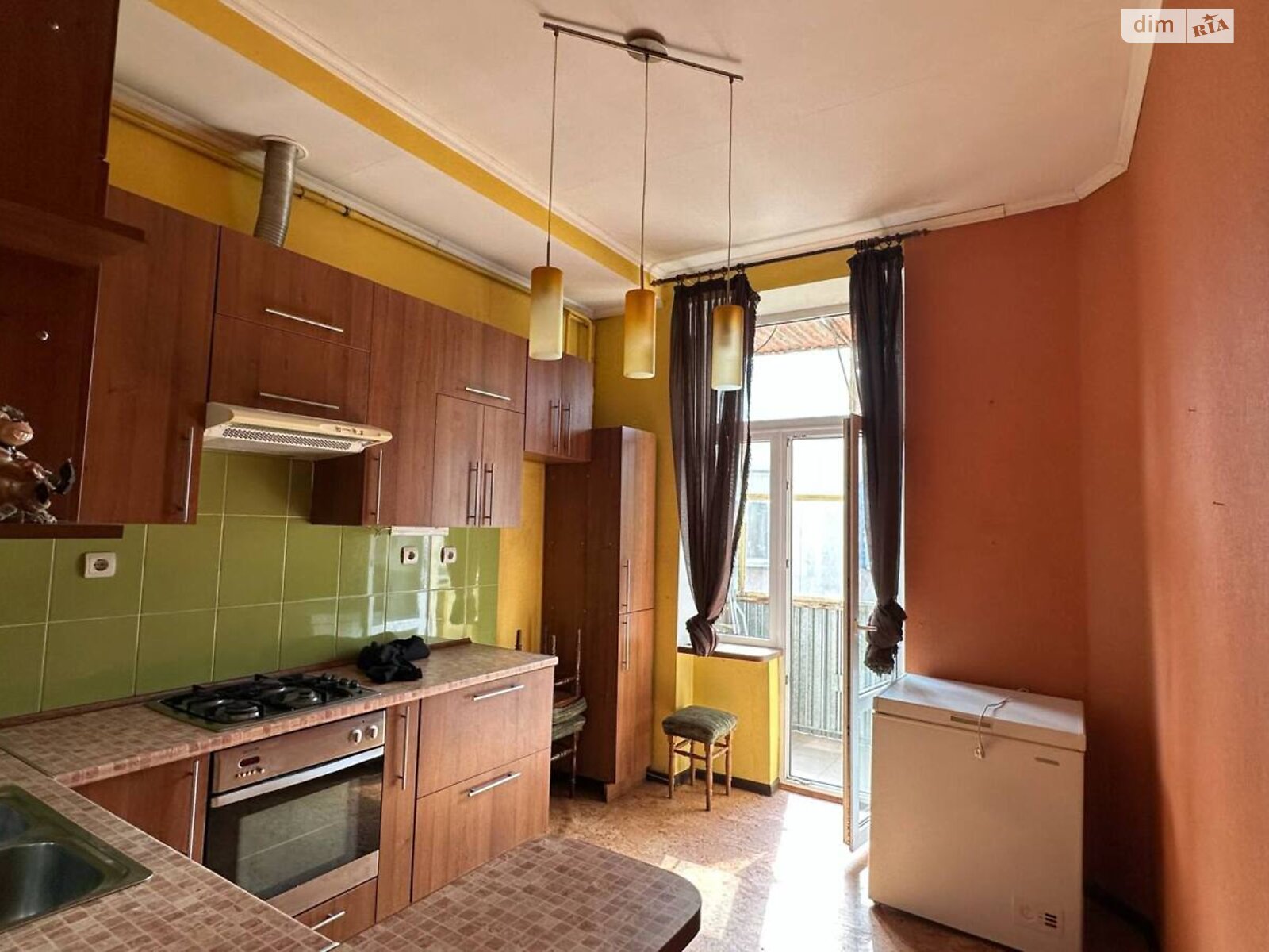Продажа двухкомнатной квартиры в Львове, на ул. Шептицких 17, район Центр фото 1 Продажа двухкомнатной квартиры в Львове, на ул. Шептицких 17, район Центр фото 1