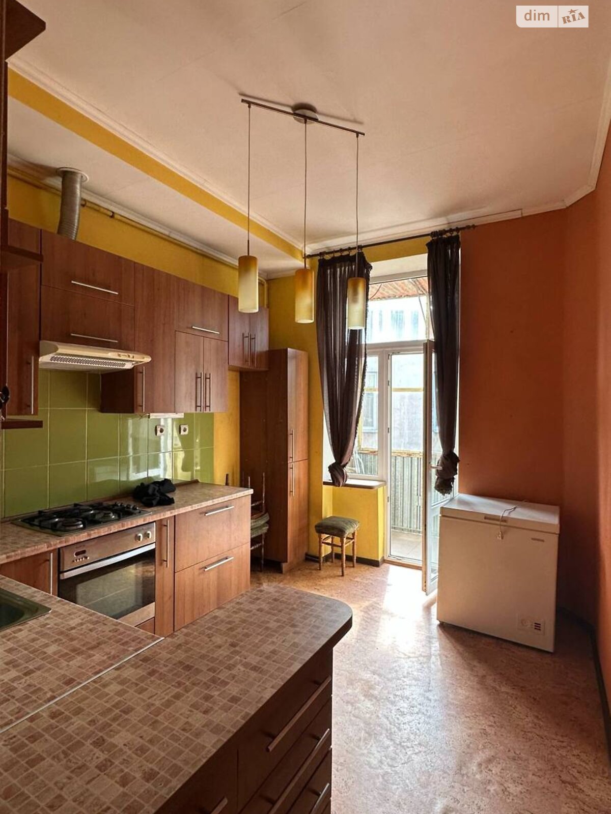 Продажа двухкомнатной квартиры в Львове, на ул. Шептицких 17, район Центр фото 1 Продажа двухкомнатной квартиры в Львове, на ул. Шептицких 17, район Центр фото 1