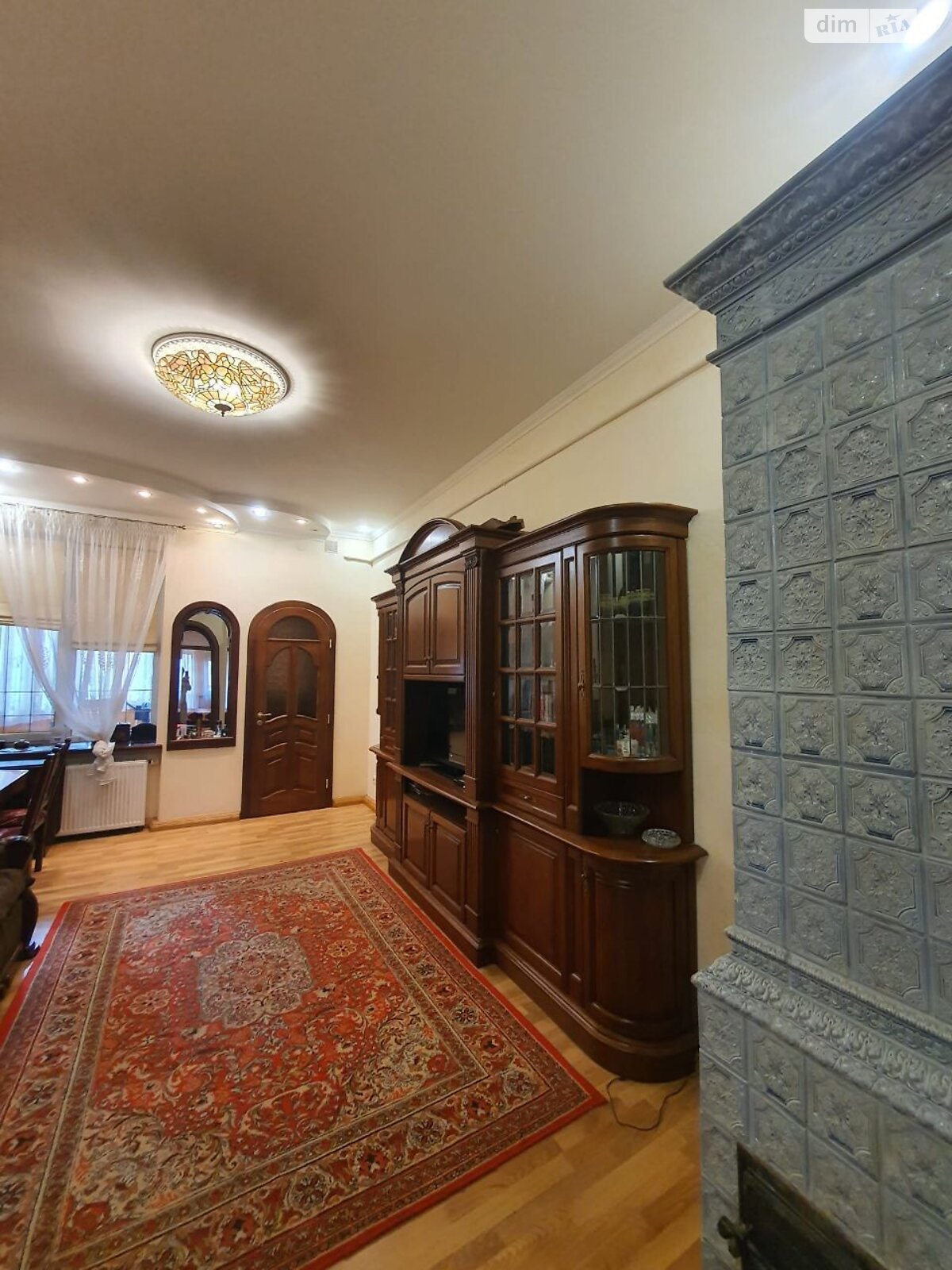 Продажа двухкомнатной квартиры в Львове, на ул. Шептицких, район Центр фото 1 Продажа двухкомнатной квартиры в Львове, на ул. Шептицких, район Центр фото 1