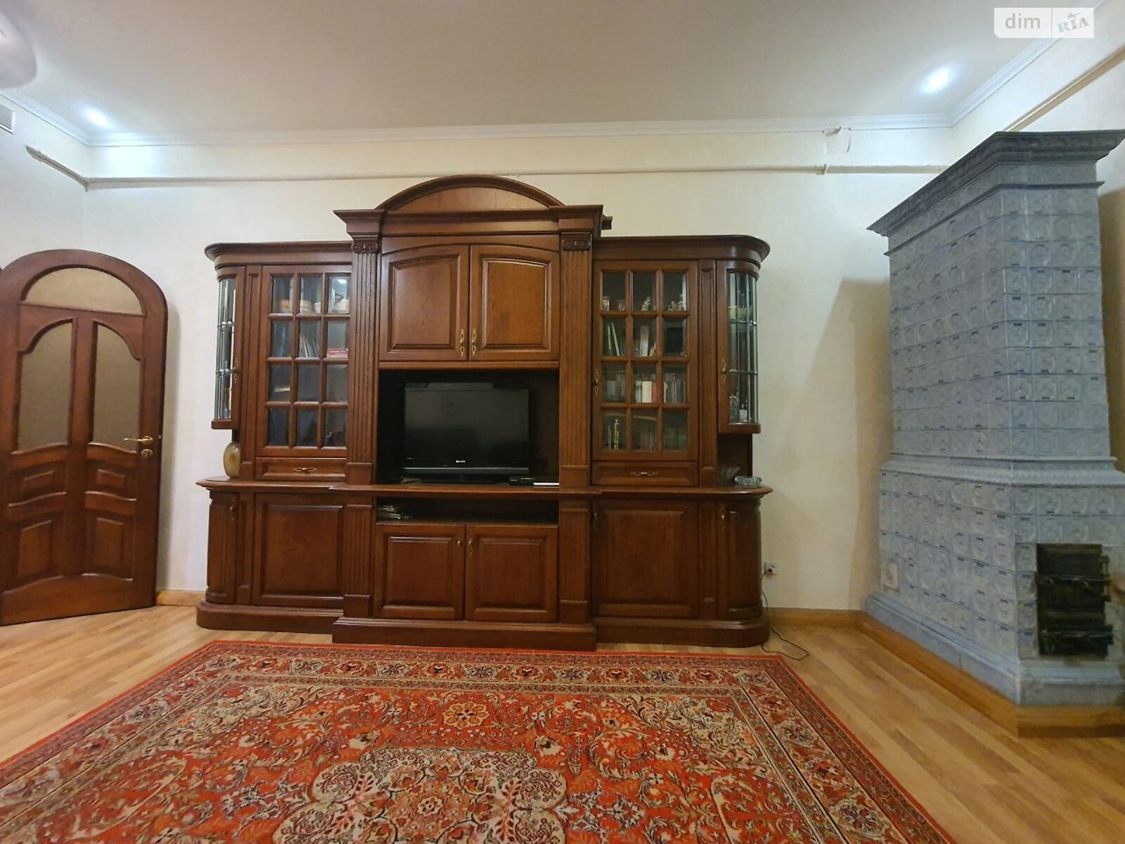 Продажа двухкомнатной квартиры в Львове, на ул. Шептицких, район Центр фото 1 Продажа двухкомнатной квартиры в Львове, на ул. Шептицких, район Центр фото 1