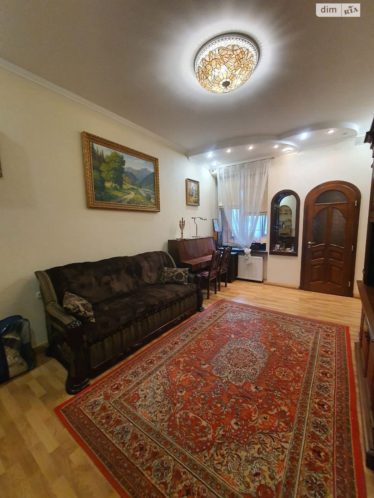 Продажа двухкомнатной квартиры в Львове, на ул. Шептицких, район Центр фото 1 Продажа двухкомнатной квартиры в Львове, на ул. Шептицких, район Центр фото 1