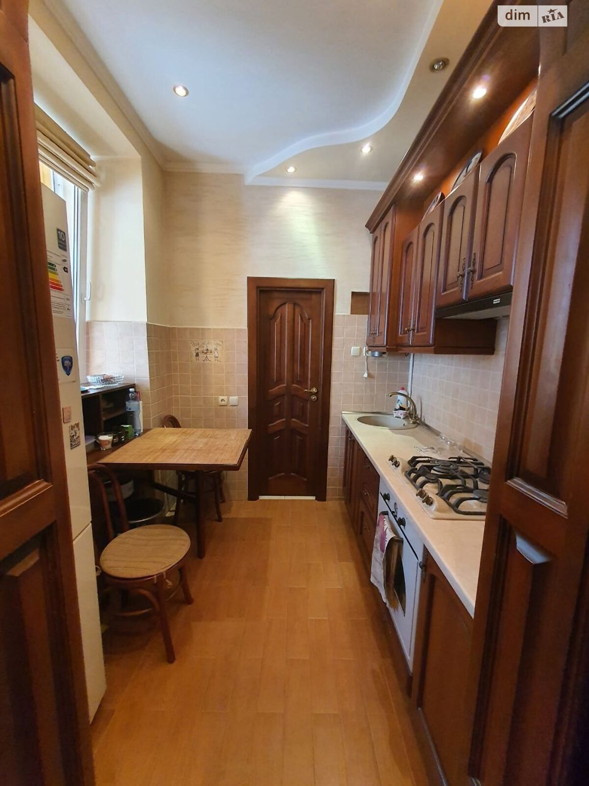 Продажа двухкомнатной квартиры в Львове, на ул. Шептицких, район Центр фото 1 Продажа двухкомнатной квартиры в Львове, на ул. Шептицких, район Центр фото 1