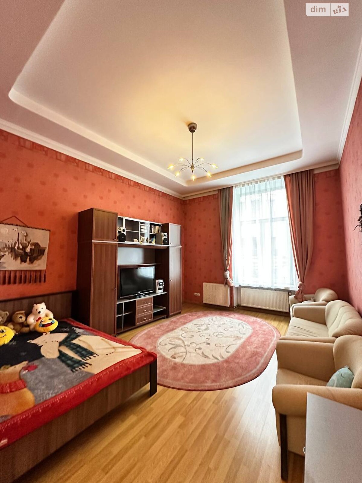 Продажа трехкомнатной квартиры в Львове, на просп. Шевченко, район Центр фото 1