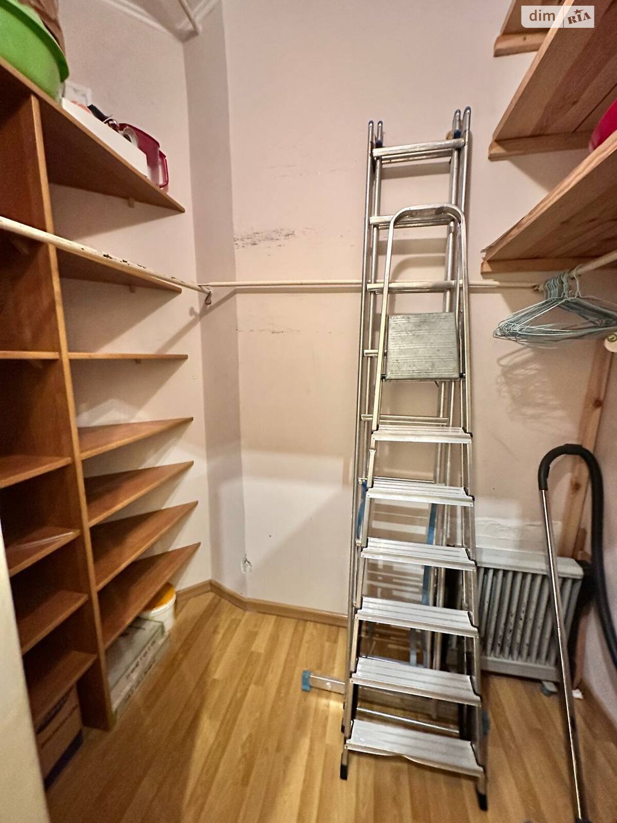 Продажа трехкомнатной квартиры в Львове, на просп. Шевченко, район Центр фото 1