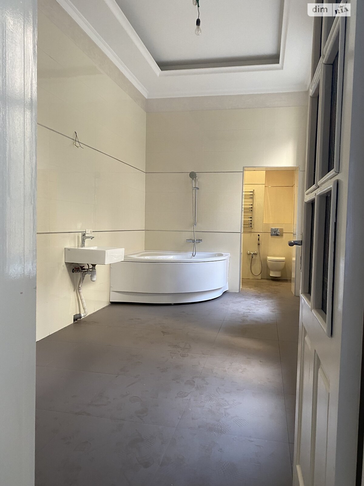 Продажа двухкомнатной квартиры в Львове, на ул. Шопена, район Центр фото 1 Продажа двухкомнатной квартиры в Львове, на ул. Шопена, район Центр фото 1