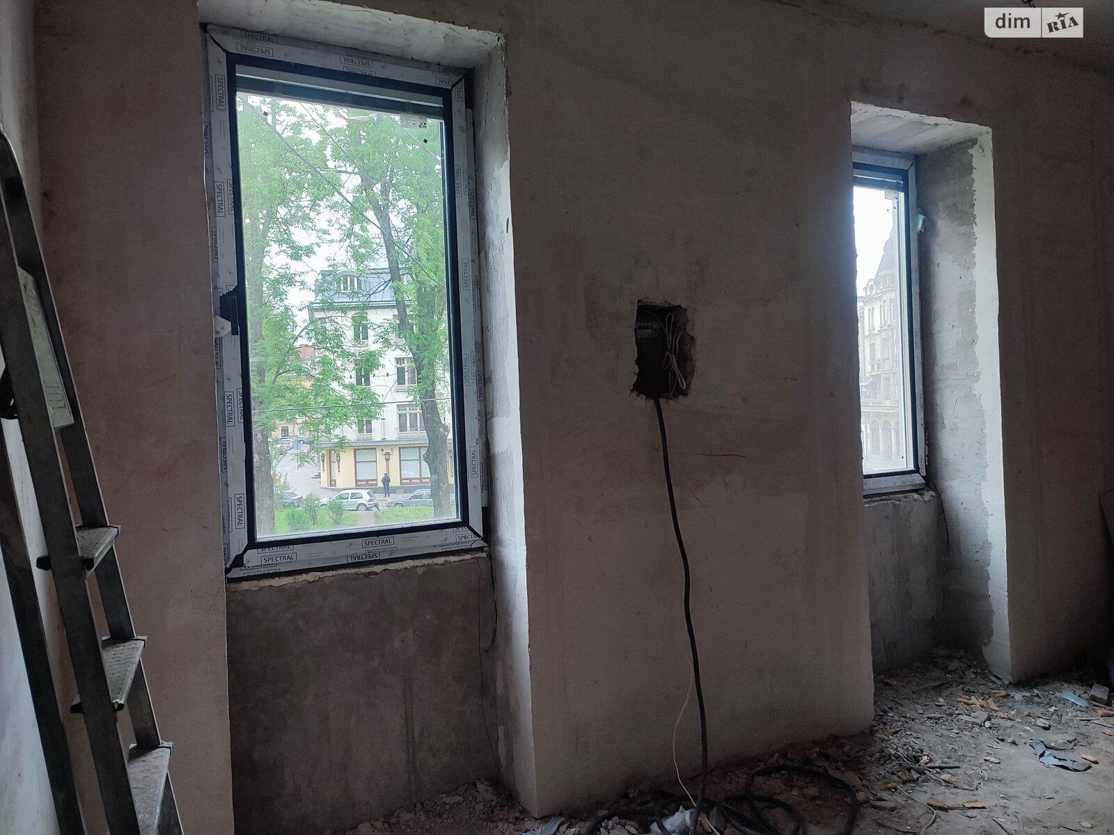 Продажа однокомнатной квартиры в Львове, на пл. Старый Рынок, район Центр фото 1 Продажа однокомнатной квартиры в Львове, на пл. Старый Рынок, район Центр фото 1