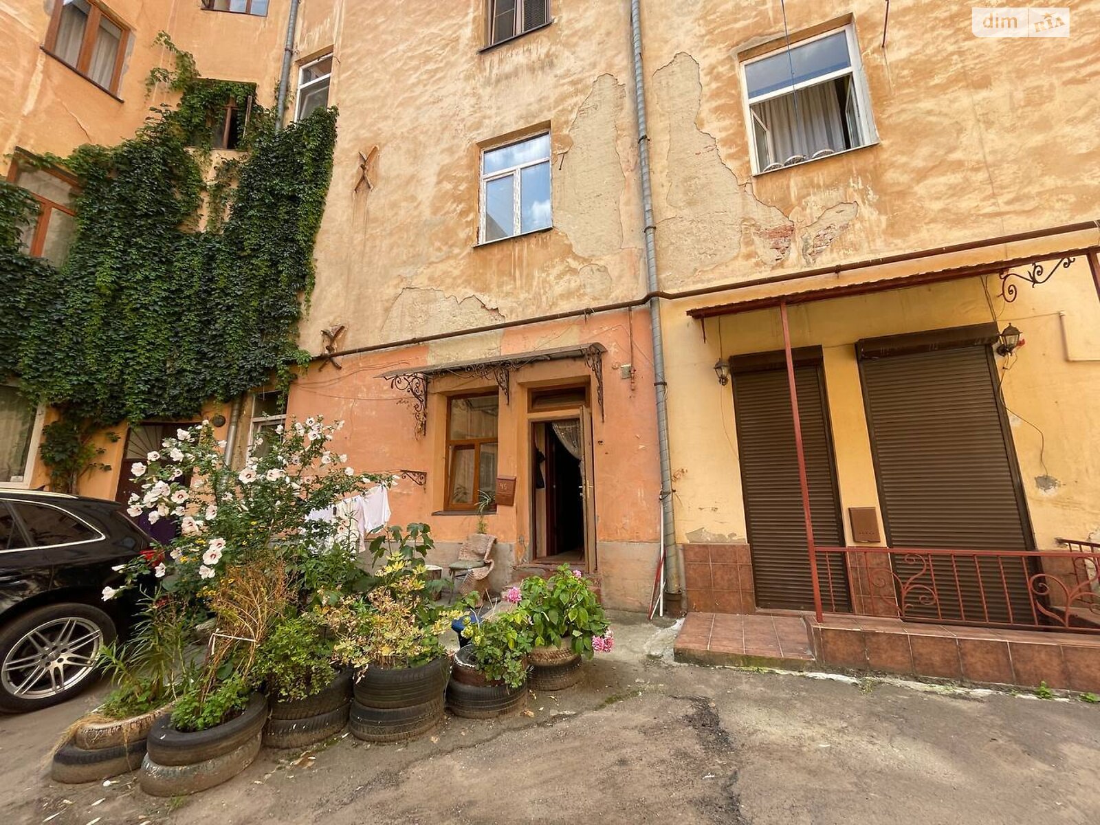 Продаж однокімнатної квартири в Львові, на вул. Стефаника 11, район Центр фото 1 Продаж однокімнатної квартири в Львові, на вул. Стефаника 11, район Центр фото 1