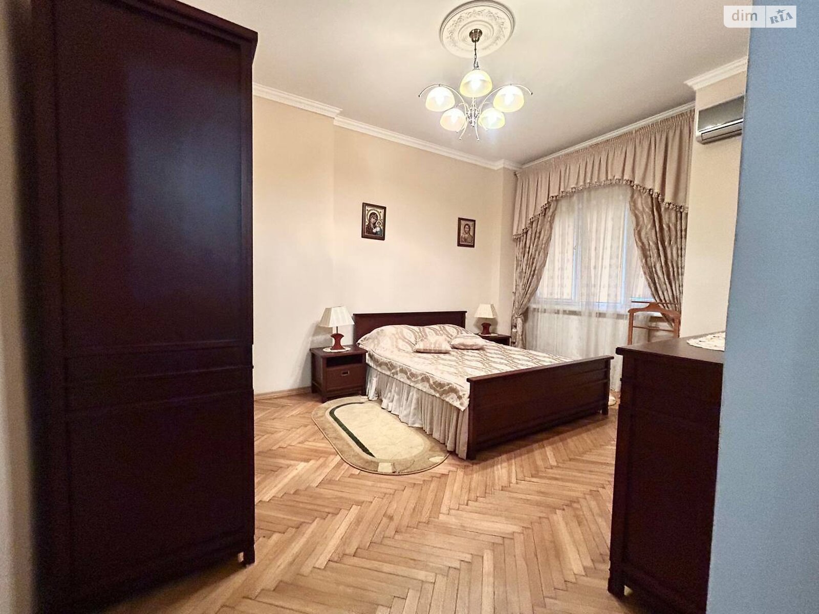 Продаж трикімнатної квартири в Львові, на вул. Вітовського Дмитра 26, район Центр фото 1 Продаж трикімнатної квартири в Львові, на вул. Вітовського Дмитра 26, район Центр фото 1