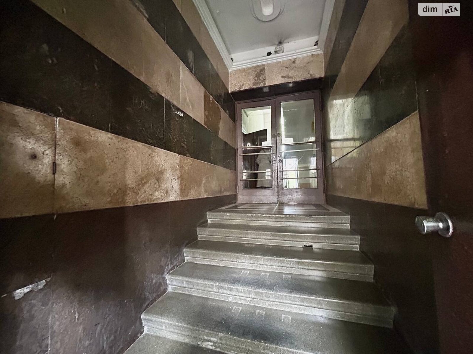 Продаж трикімнатної квартири в Львові, на вул. Вітовського Дмитра 26, район Центр фото 1 Продаж трикімнатної квартири в Львові, на вул. Вітовського Дмитра 26, район Центр фото 1
