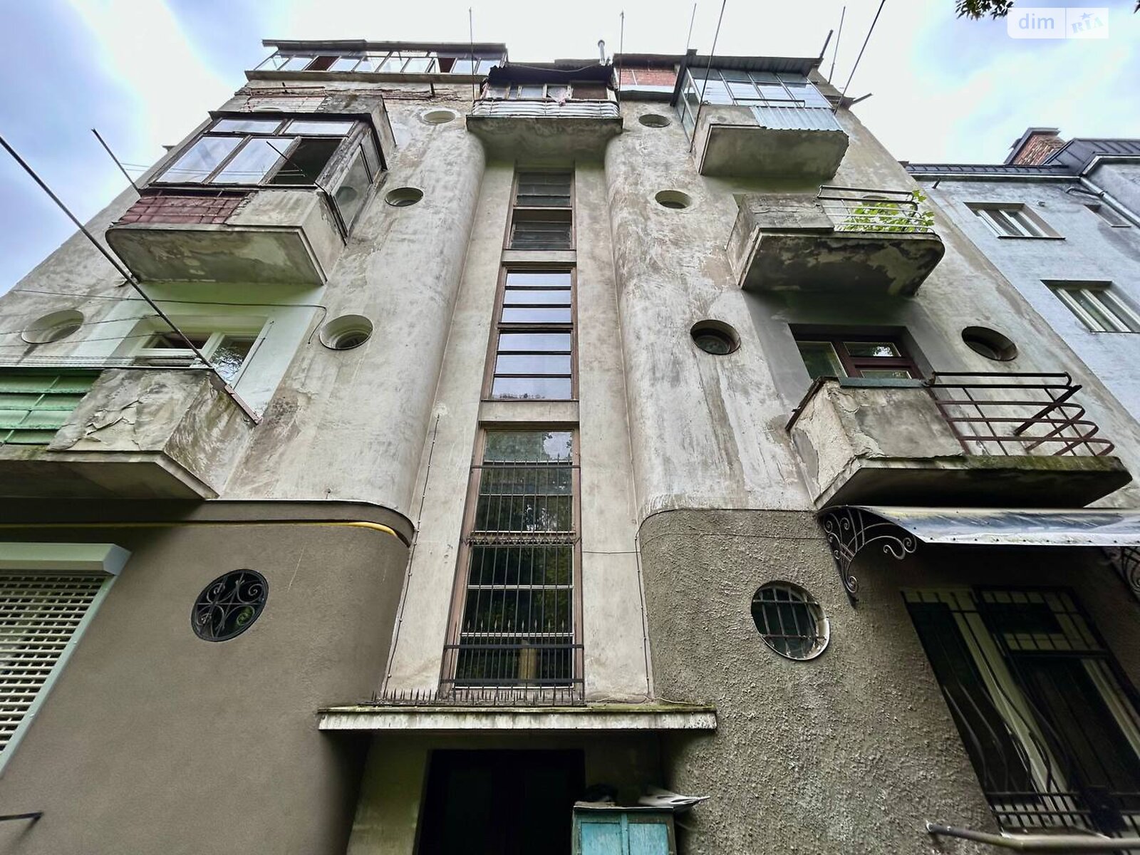 Продаж трикімнатної квартири в Львові, на вул. Вітовського Дмитра 26, район Центр фото 1 Продаж трикімнатної квартири в Львові, на вул. Вітовського Дмитра 26, район Центр фото 1