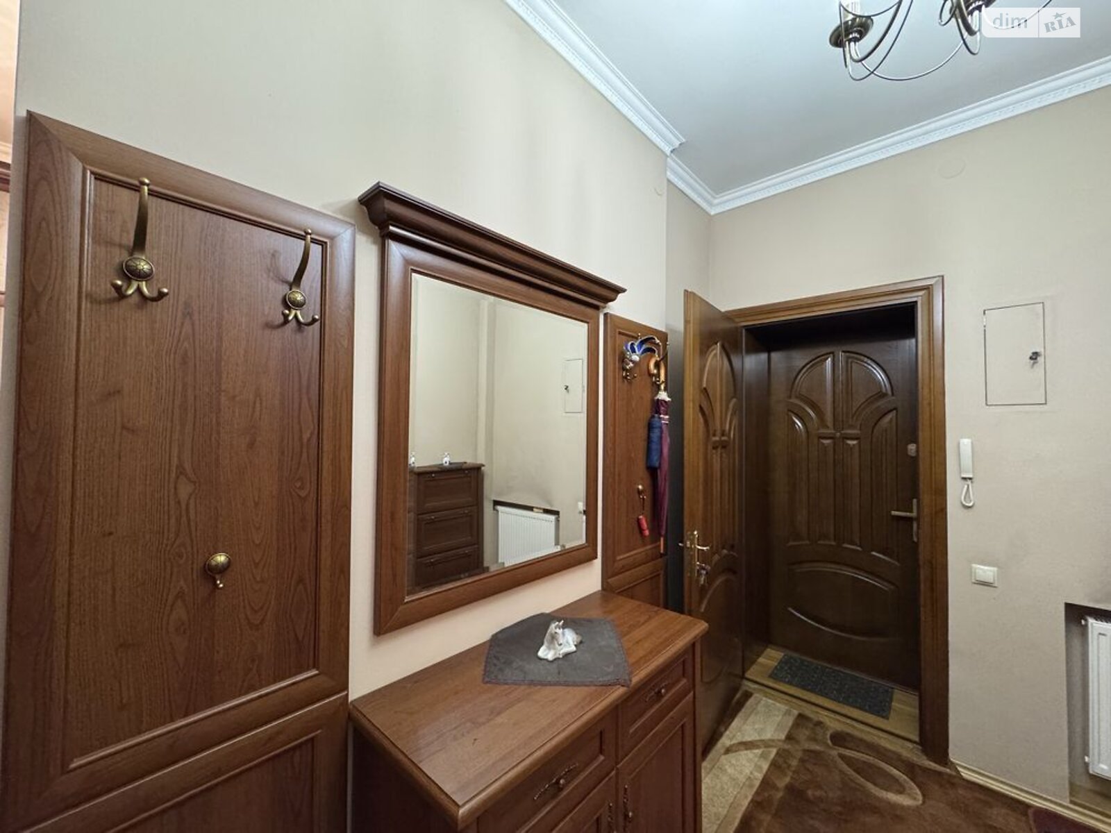 Продажа трехкомнатной квартиры в Львове, на ул. Витовского Дмитрия, район Центр фото 1