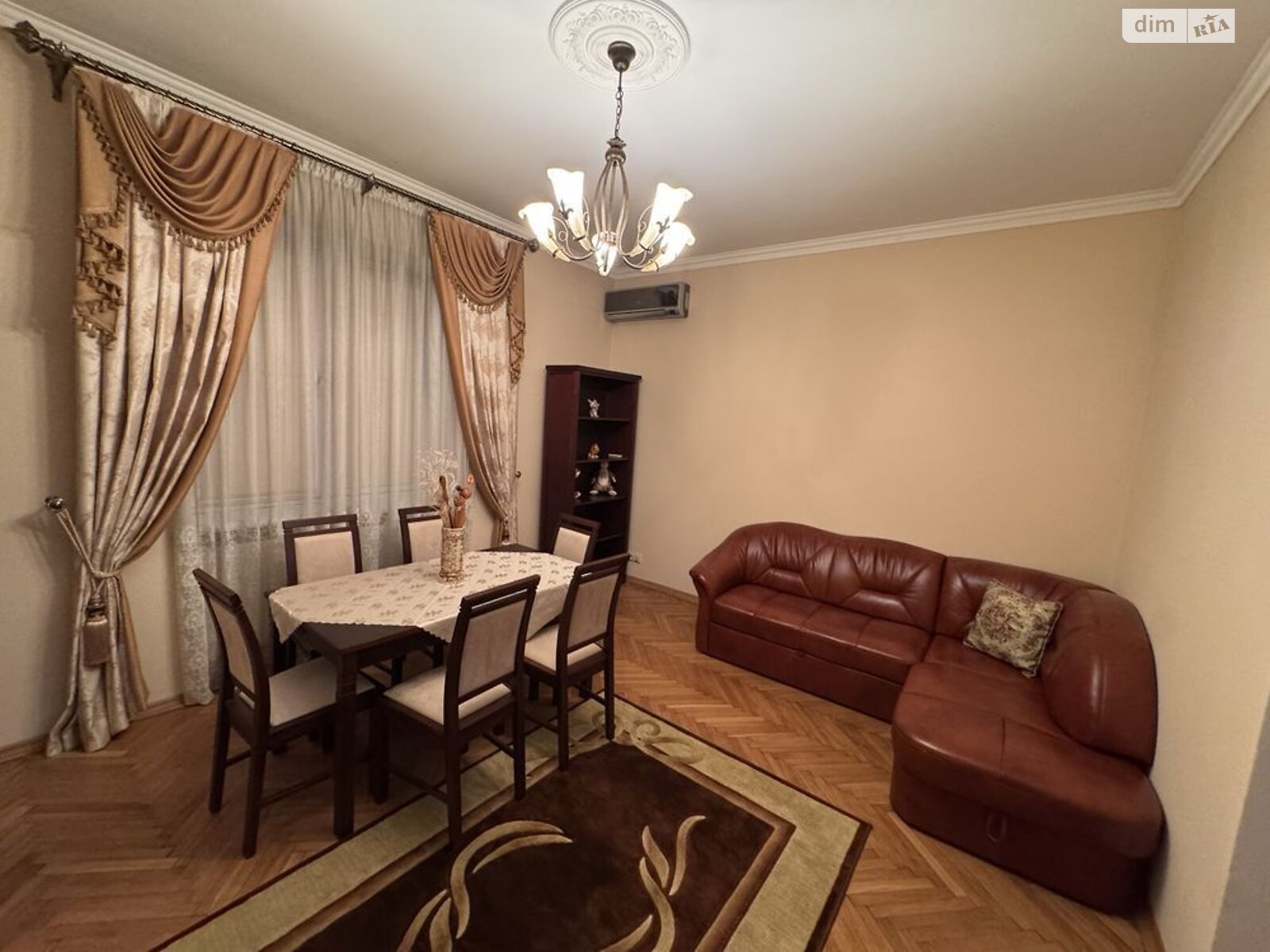 Продажа трехкомнатной квартиры в Львове, на ул. Витовского Дмитрия, район Центр фото 1