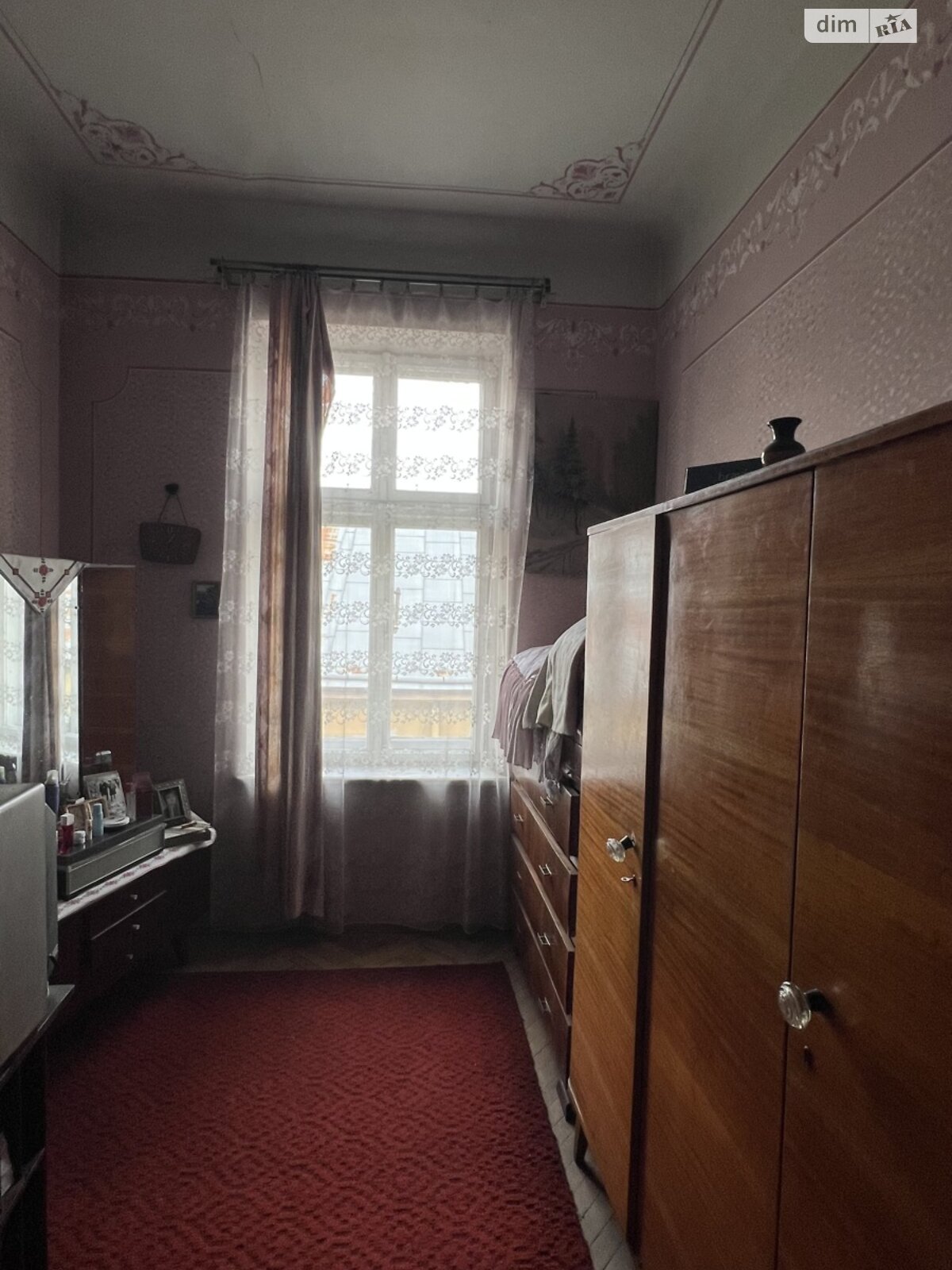 Продажа трехкомнатной квартиры в Львове, на ул. Волошина Августина 4, район Центр фото 1 Продажа трехкомнатной квартиры в Львове, на ул. Волошина Августина 4, район Центр фото 1