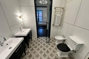 Продажа трехкомнатной квартиры в Львове, на ул. Зарицких 5, район Центр фото 2