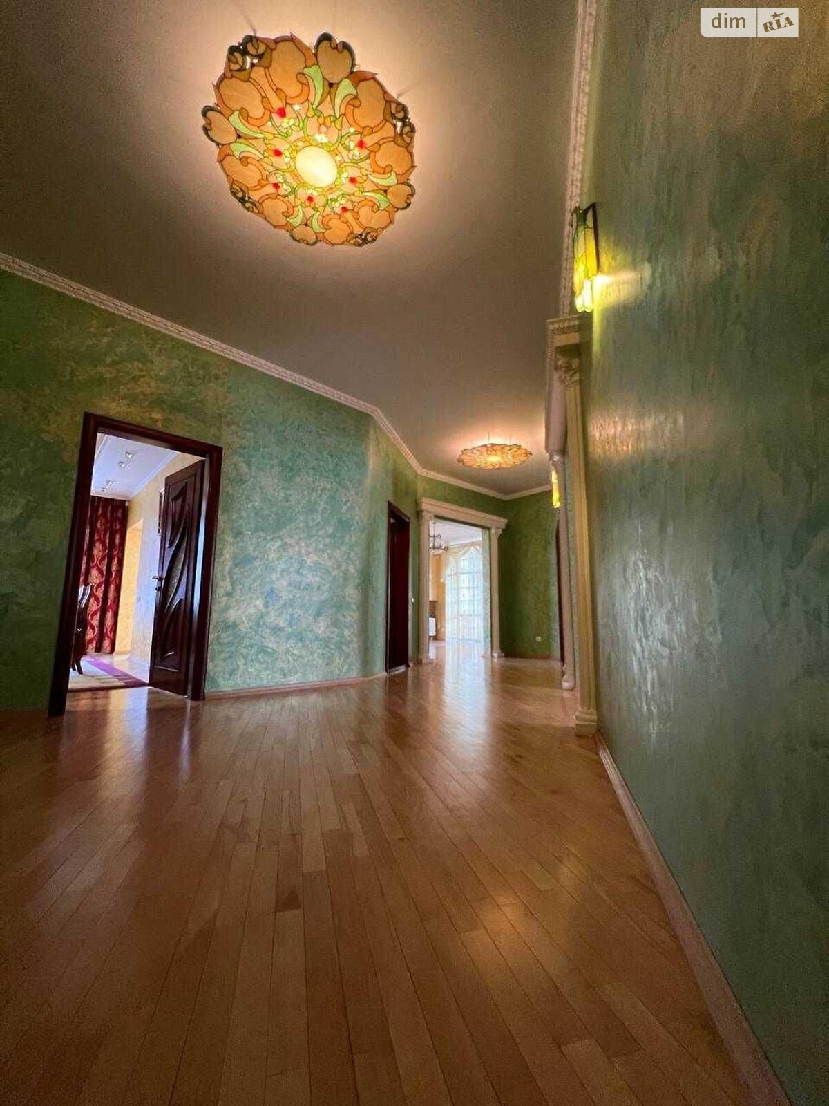 Продажа трехкомнатной квартиры в Львове, на ул. Галилея 5, район Цетнеровка фото 1 Продажа трехкомнатной квартиры в Львове, на ул. Галилея 5, район Цетнеровка фото 1