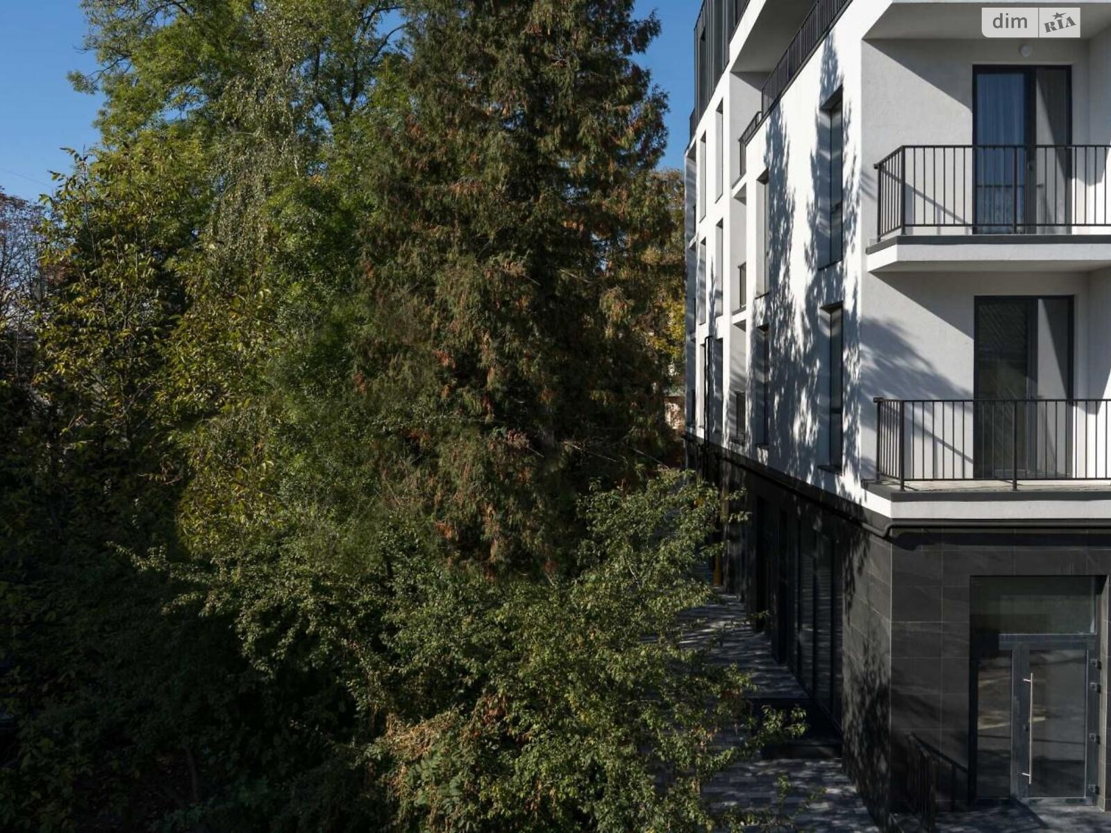Продажа однокомнатной квартиры в Львове, на ул. Юрия Руфа 45, район Цетнеровка фото 1 Продажа однокомнатной квартиры в Львове, на ул. Юрия Руфа 45, район Цетнеровка фото 1