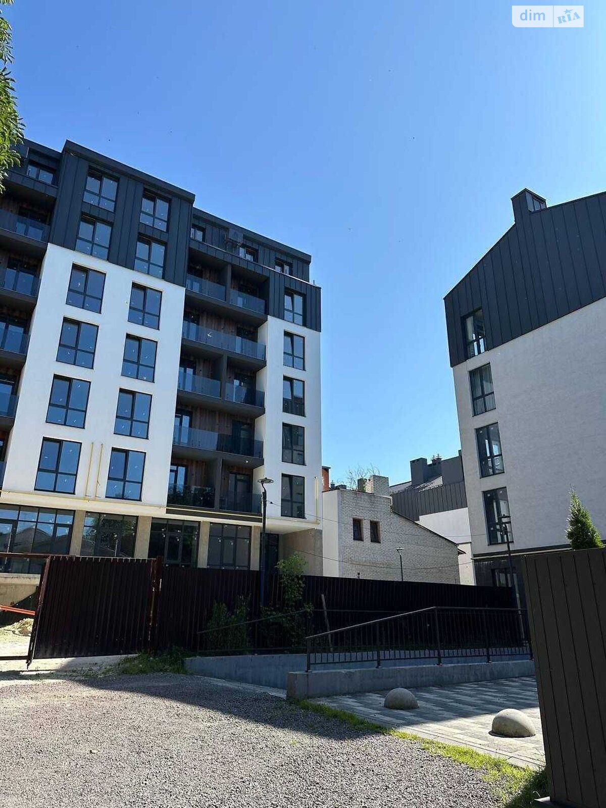 Продажа двухкомнатной квартиры в Львове, на ул. Юрия Руфа 45А, район Цетнеровка фото 1 Продажа двухкомнатной квартиры в Львове, на ул. Юрия Руфа 45А, район Цетнеровка фото 1