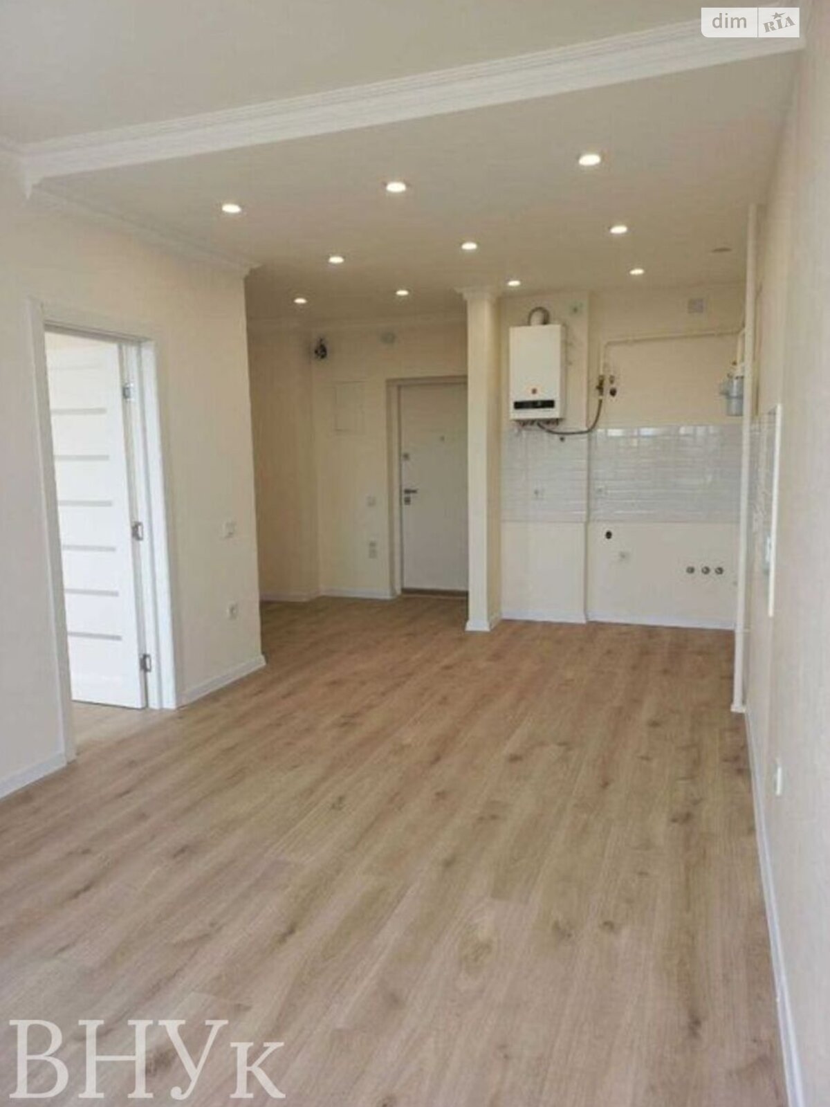 Продажа однокомнатной квартиры в Львове, на ул. Владимира Навроцкого, фото 1