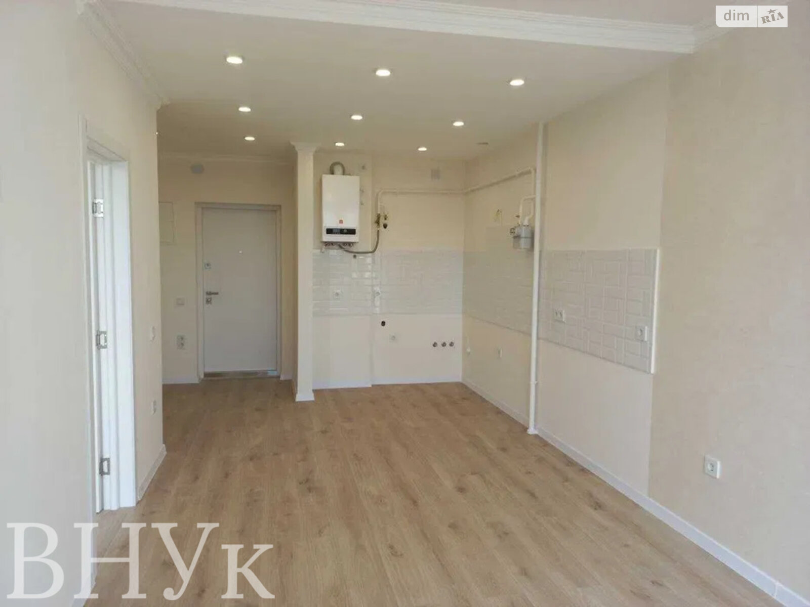 Продажа однокомнатной квартиры в Львове, на ул. Владимира Навроцкого, фото 1