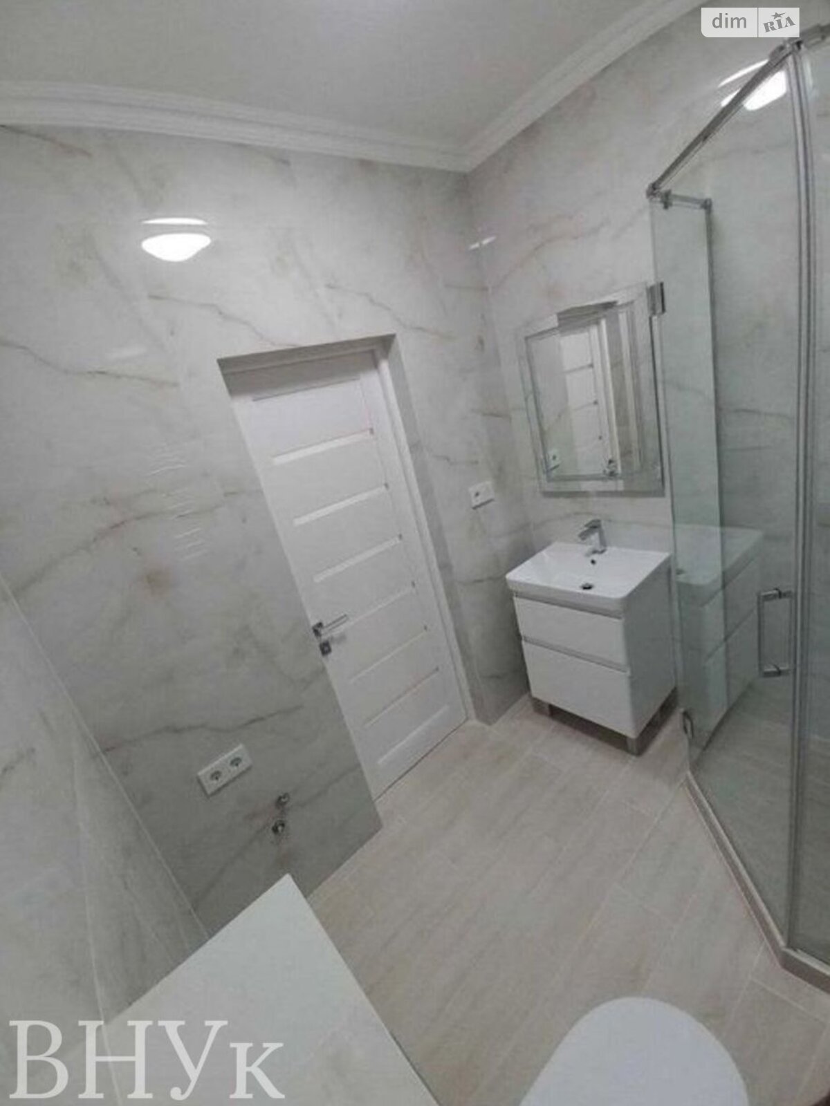 Продажа однокомнатной квартиры в Львове, на ул. Владимира Навроцкого, фото 1