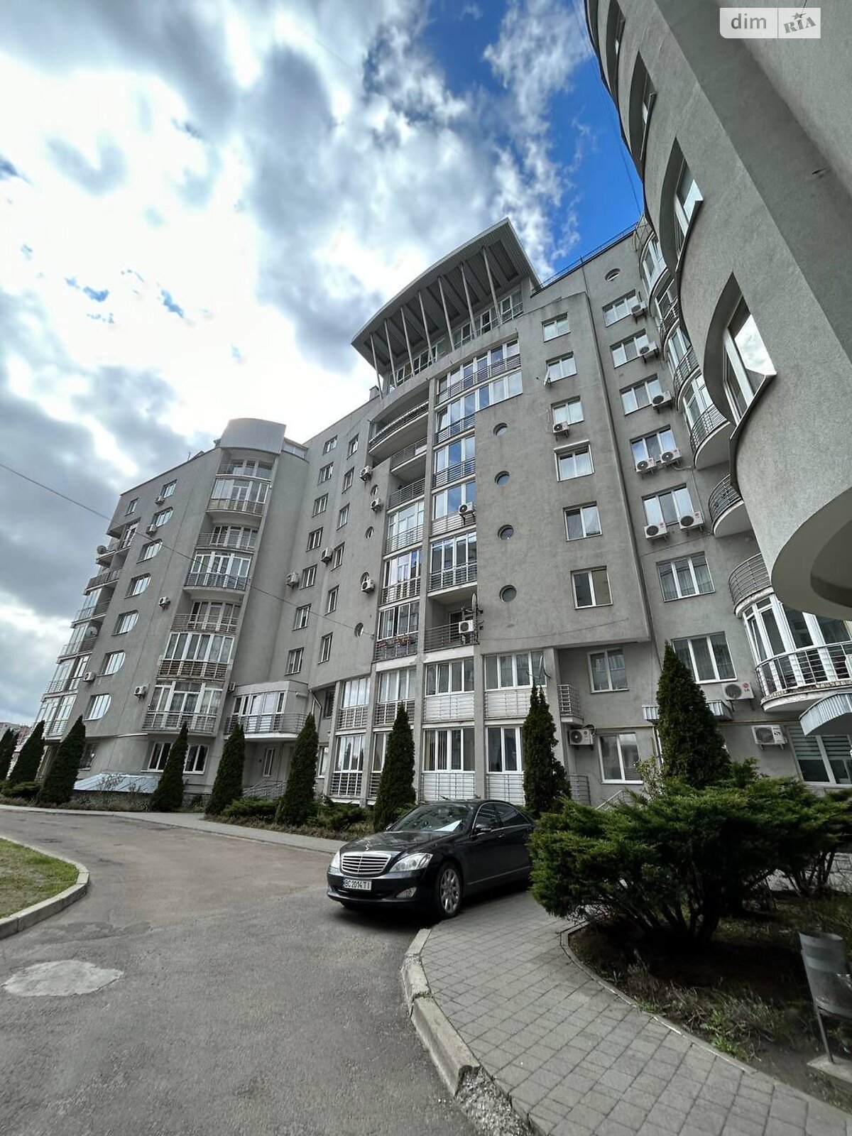 Продажа трехкомнатной квартиры в Львове, на ул. Академика Сахарова Андрея 80А, район Вулька фото 1 Продажа трехкомнатной квартиры в Львове, на ул. Академика Сахарова Андрея 80А, район Вулька фото 1