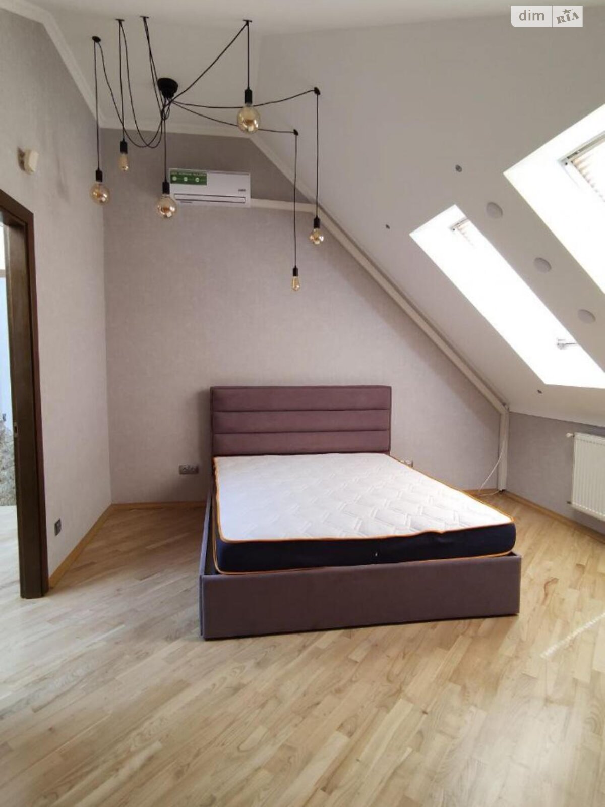 Продажа четырехкомнатной квартиры в Львове, на ул. Остроградских 5, район Вулька фото 1 Продажа четырехкомнатной квартиры в Львове, на ул. Остроградских 5, район Вулька фото 1