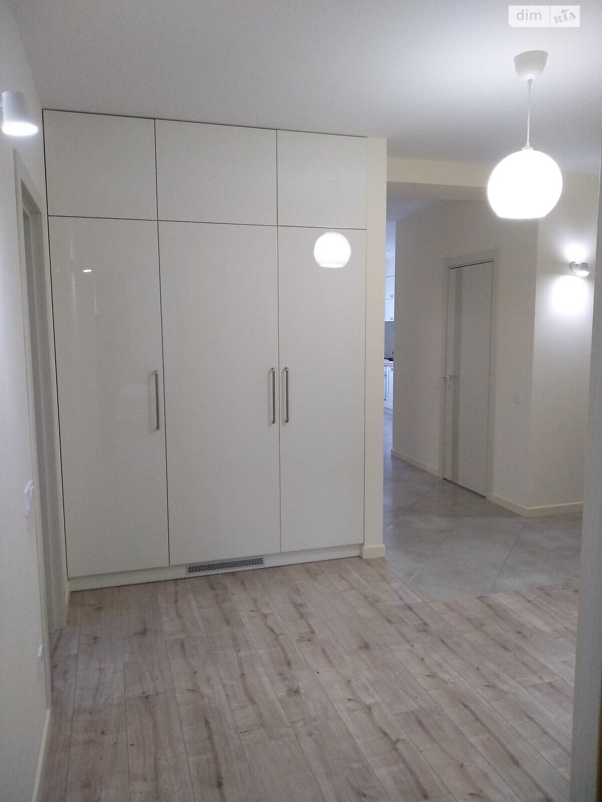 Продаж трикімнатної квартири в Львові, на вул. Похила 6, район Вулька фото 1 Продаж трикімнатної квартири в Львові, на вул. Похила 6, район Вулька фото 1