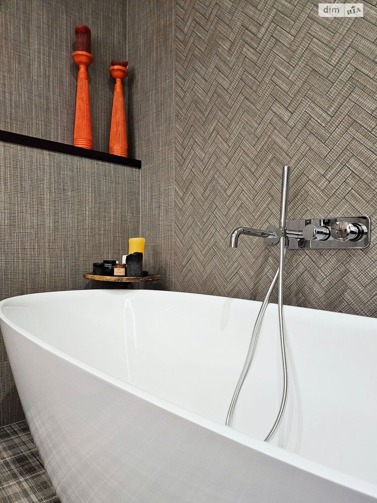 Продаж трикімнатної квартири в Львові, на вул. Стрийська, кв. 27, район Вулька фото 1 Продаж трикімнатної квартири в Львові, на вул. Стрийська, кв. 27, район Вулька фото 1