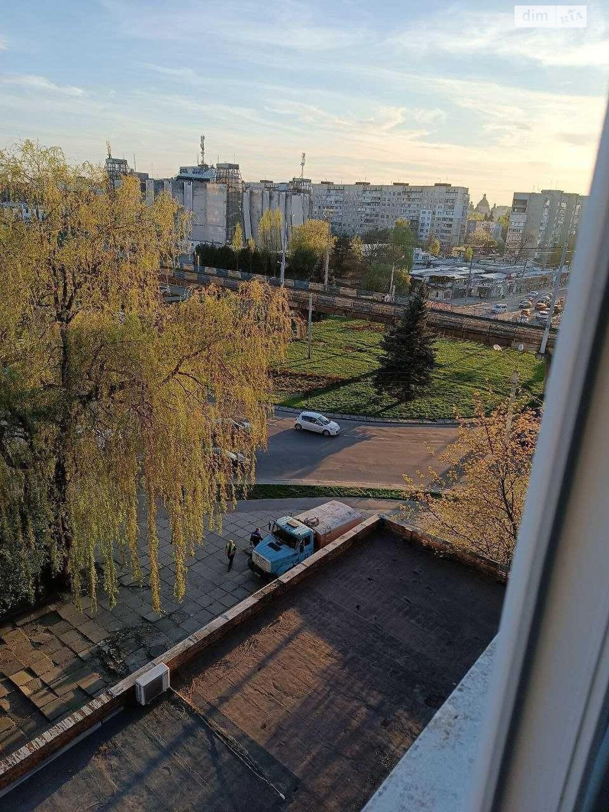 Продажа трехкомнатной квартиры в Львове, на ул. Владимира Великого 57, район Вулька фото 1