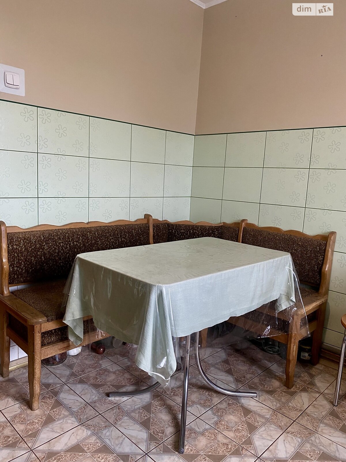 Продаж трикімнатної квартири в Львові, на вул. Володимира Великого, район Вулька фото 1 Продаж трикімнатної квартири в Львові, на вул. Володимира Великого, район Вулька фото 1